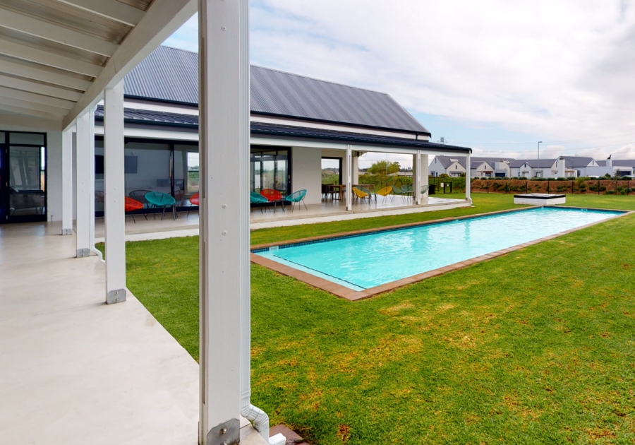 3 Bedroom Property for Sale in Aan de Wijnlanden Western Cape